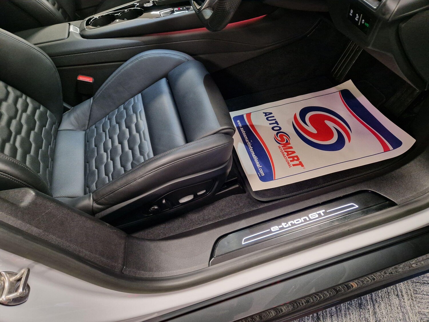 Used Audi e-tron GT 2023 for sale - 77358663: Photo 17