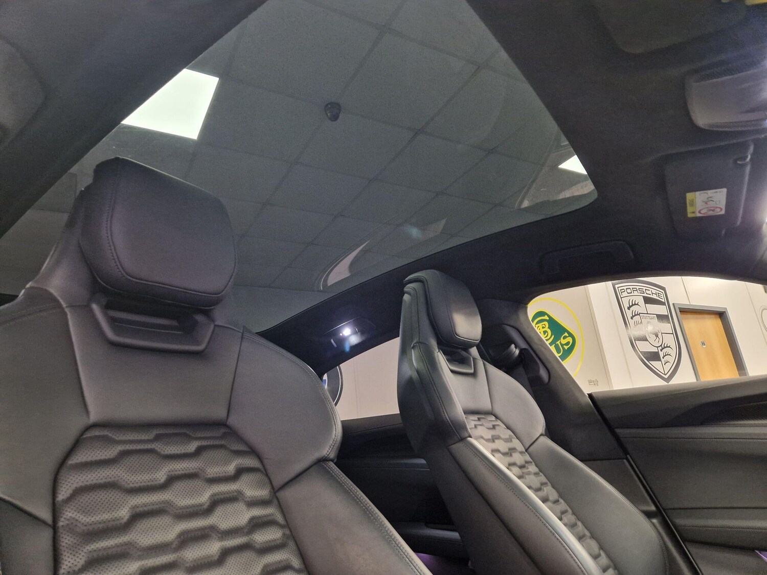 Used Audi e-tron GT 2023 for sale - 77358663: Photo 21