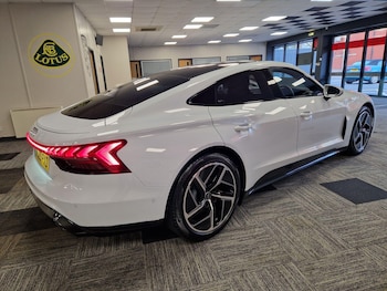 Used Audi e-tron GT 2023 for sale - 77358663: Photo