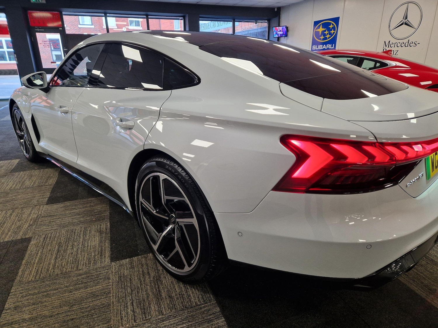 Used Audi e-tron GT 2023 for sale - 77358663: Photo 8