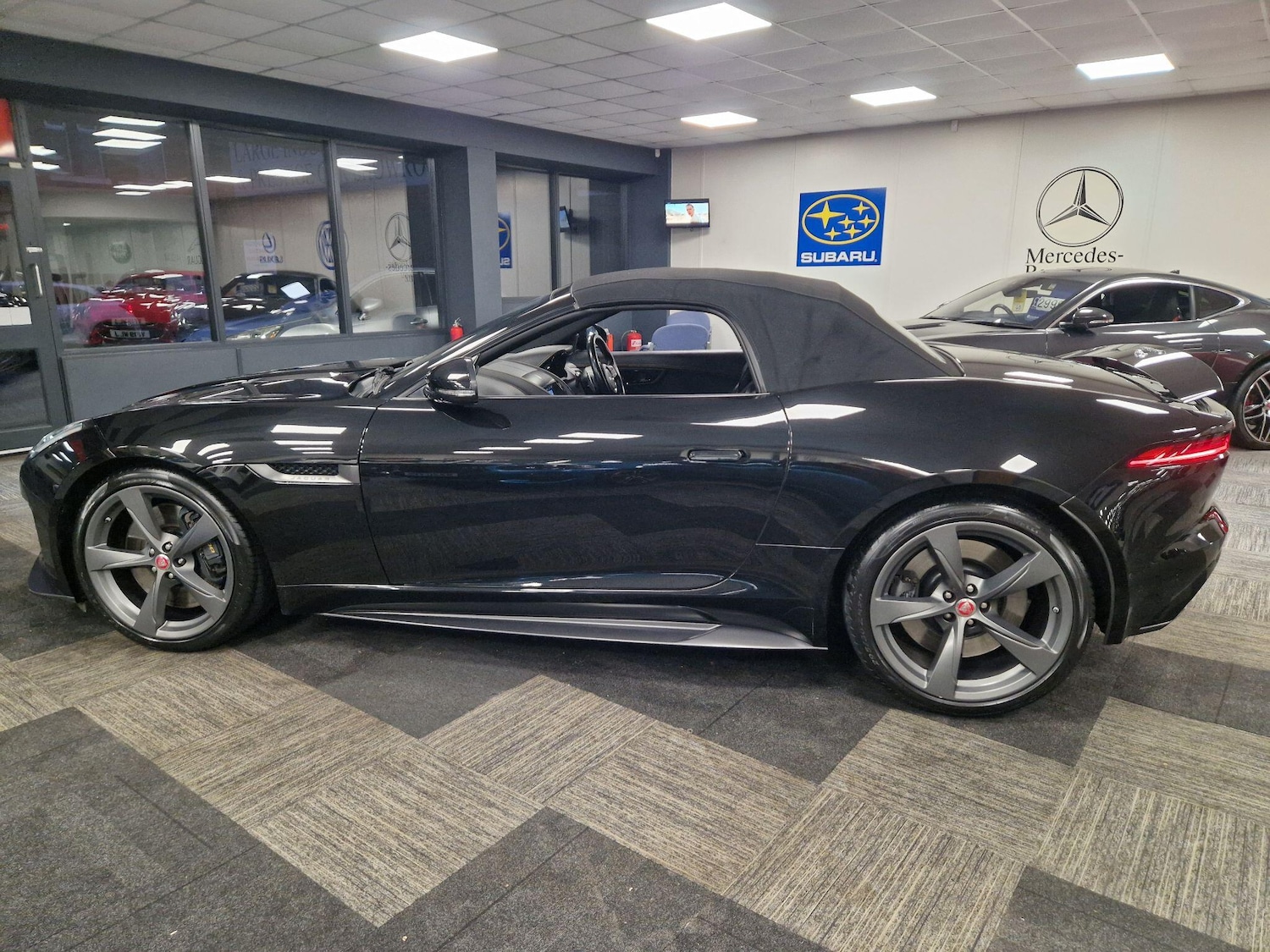 Used Jaguar F-Type 2017 for sale - 76831734: Photo 10