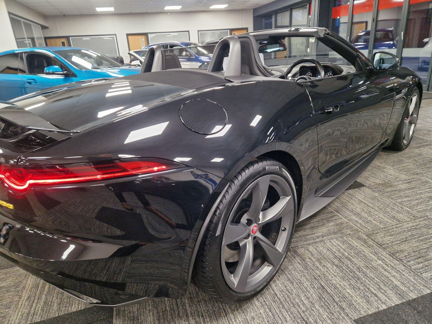 Used Jaguar F-Type 2017 for sale - 76831734: Photo 13
