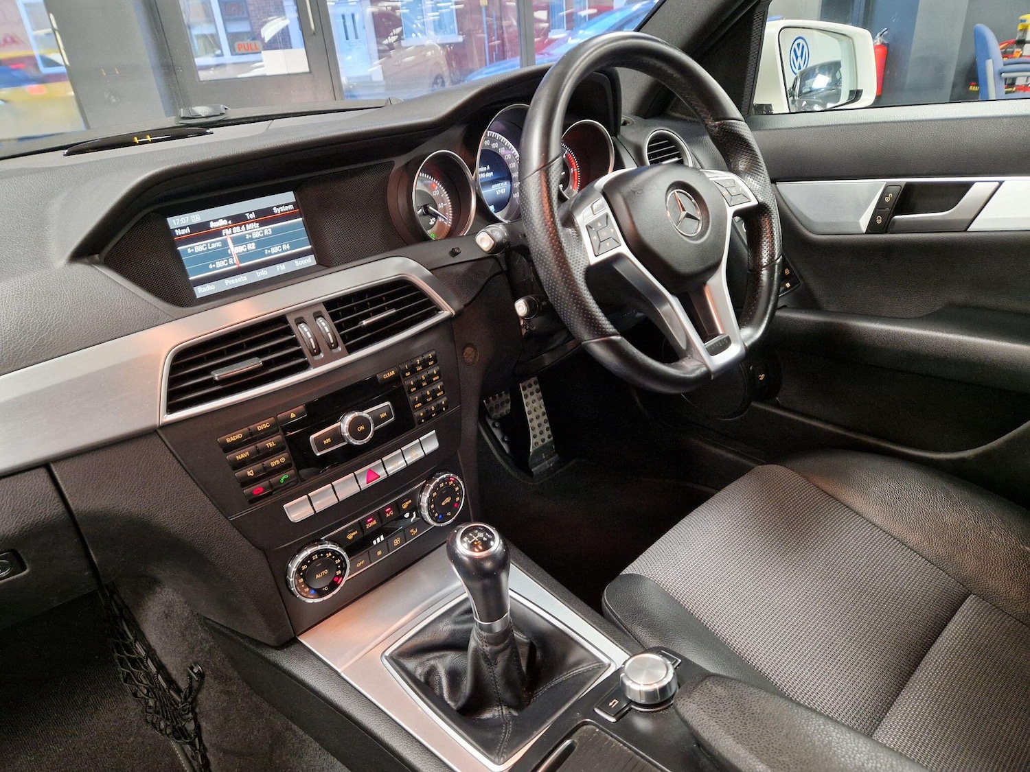 Used Mercedes-Benz C Class 2013 for sale - 77242518: Photo 21