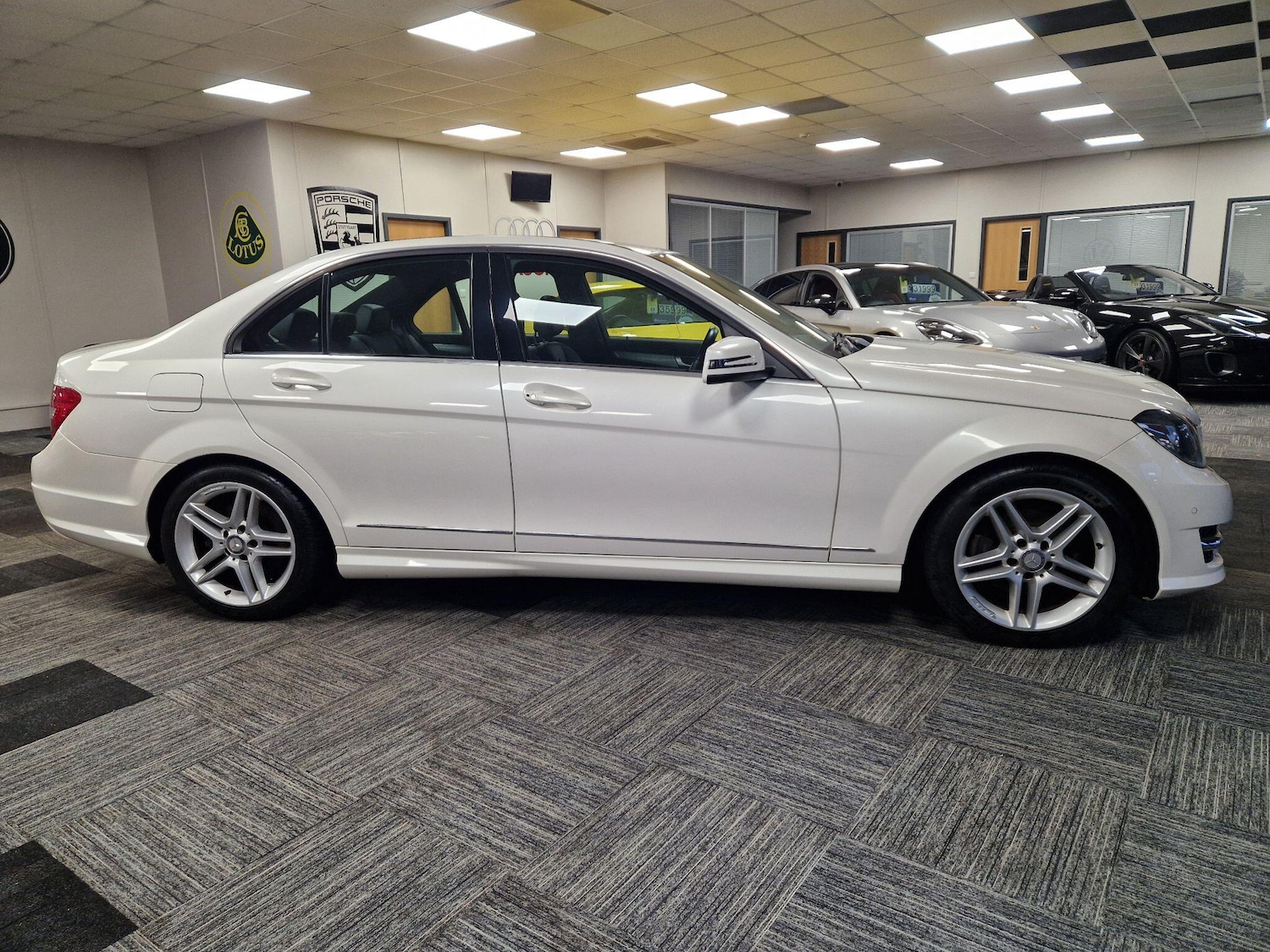 Used Mercedes-Benz C Class 2013 for sale - 77242518: Photo 6