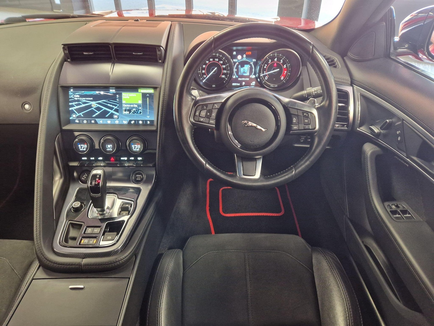 Used Jaguar F-Type 2019 for sale - 76831728: Photo 20