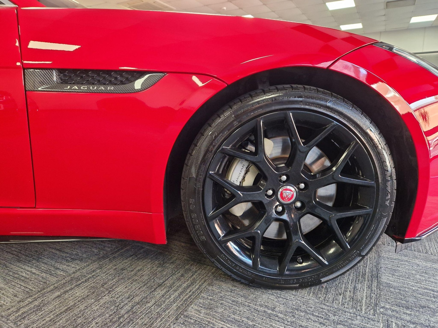 Used Jaguar F-Type 2019 for sale - 76831728: Photo 22