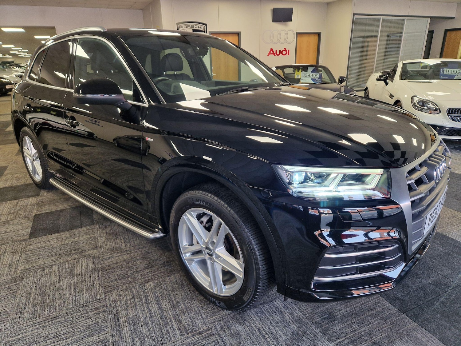 Used Audi Q5 2017 for sale - 78019325: Photo 2