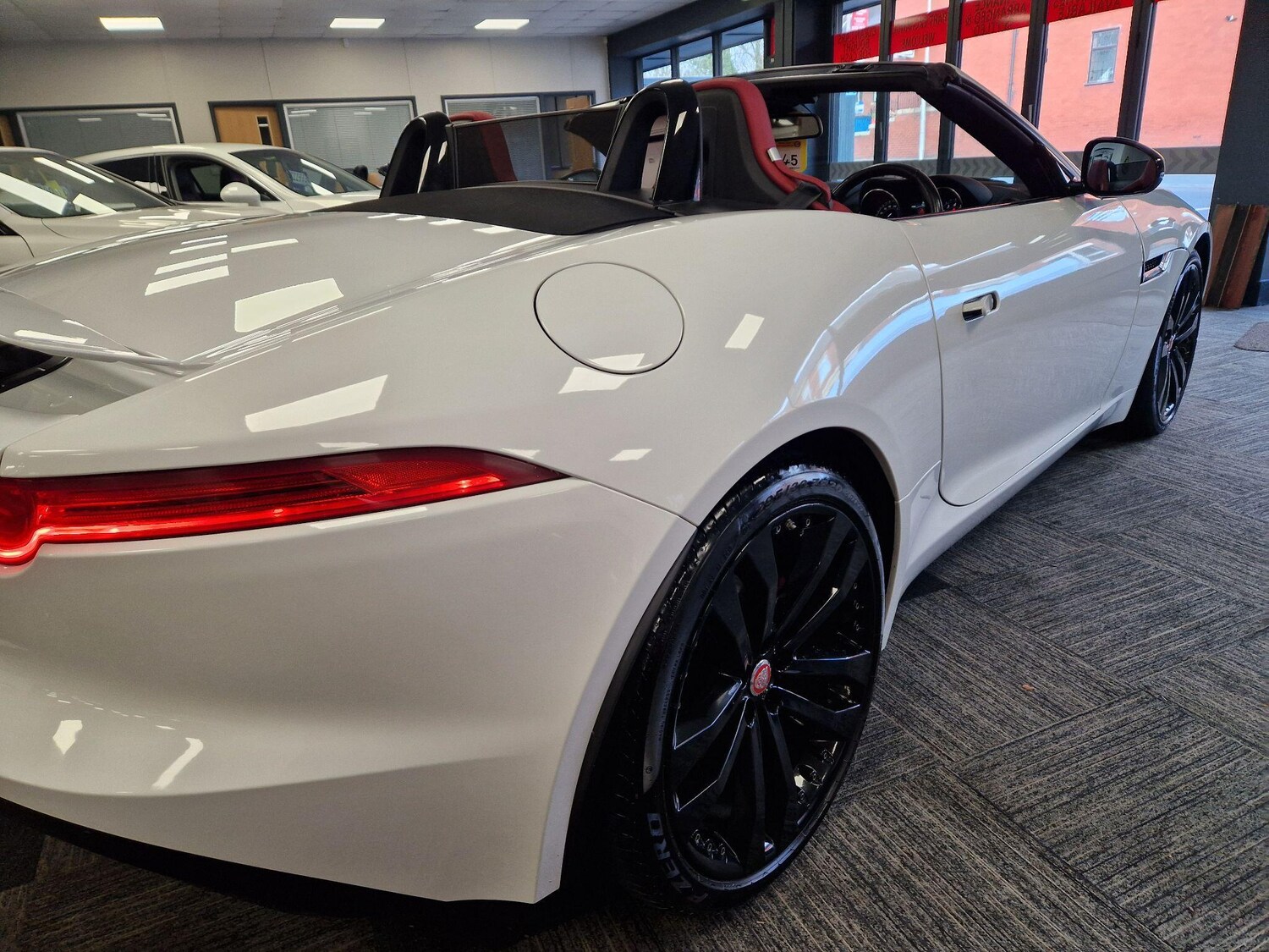 Used Jaguar F-Type for sale - 77411909: Photo 13