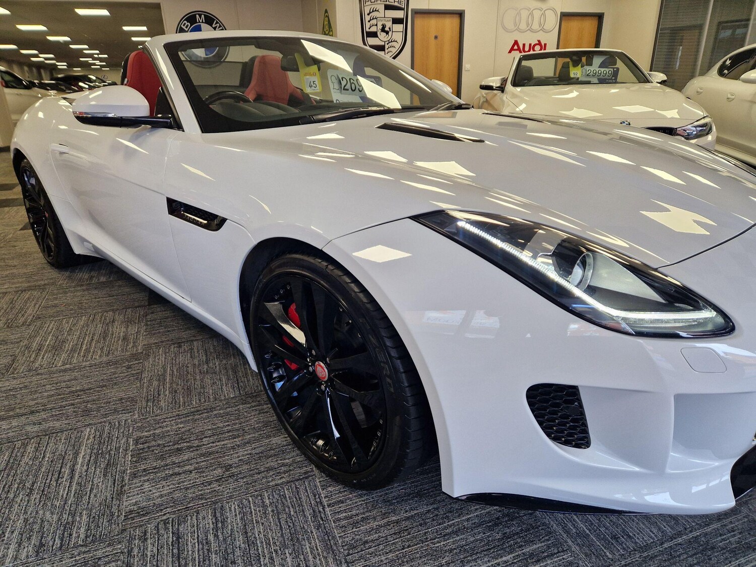 Used Jaguar F-Type for sale - 77411909: Photo 16