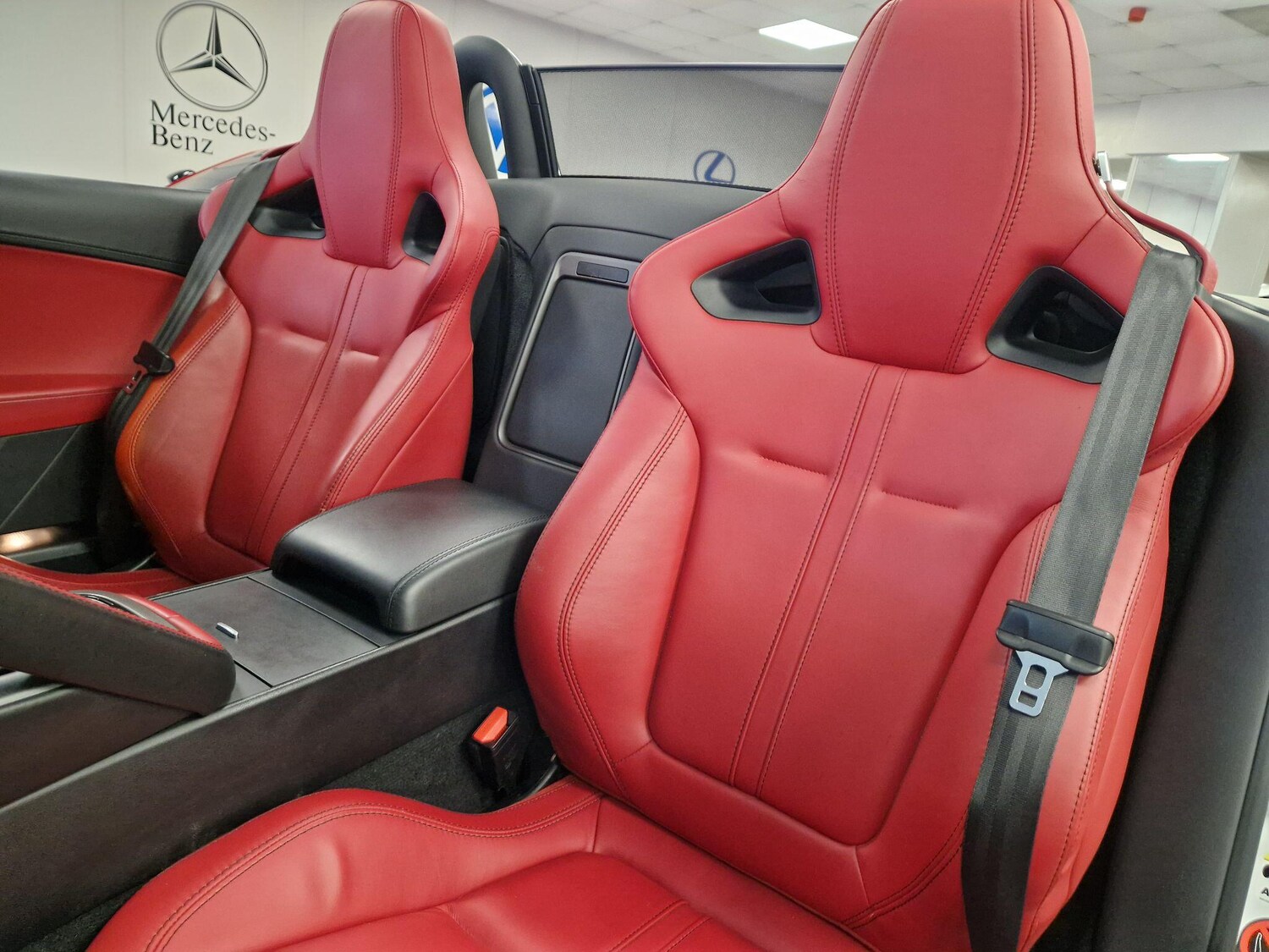 Used Jaguar F-Type for sale - 77411909: Photo 23