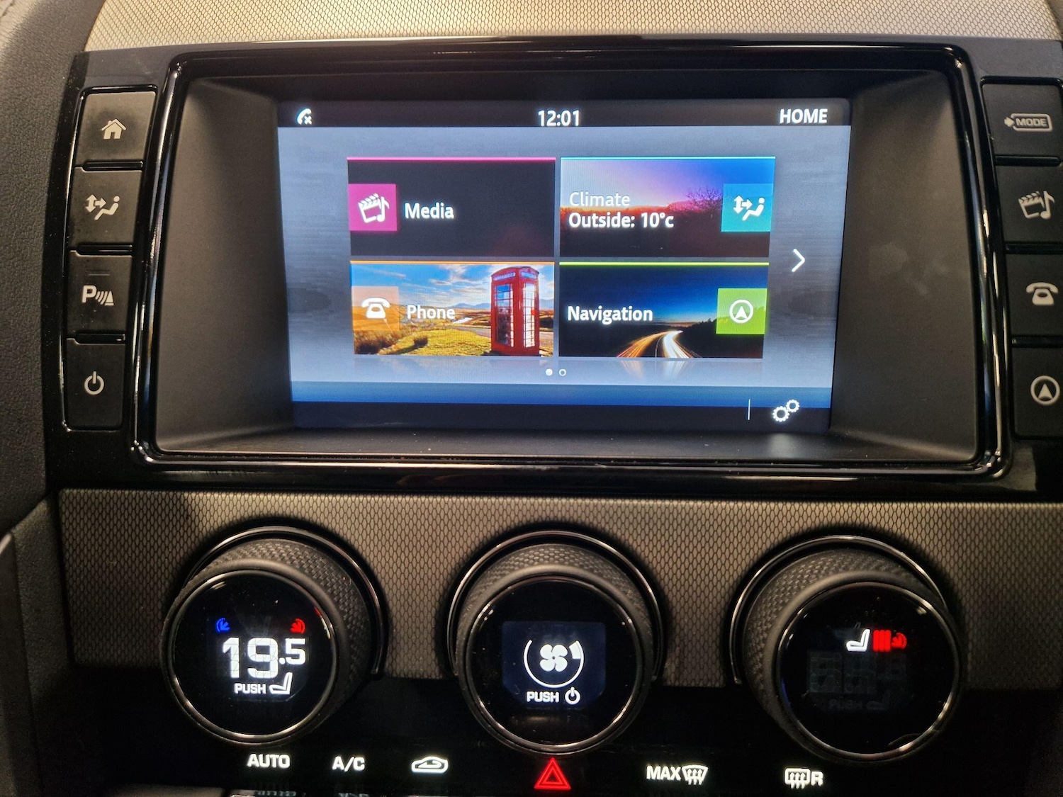 Used Jaguar F-Type 2015 for sale - 78100307: Photo 23