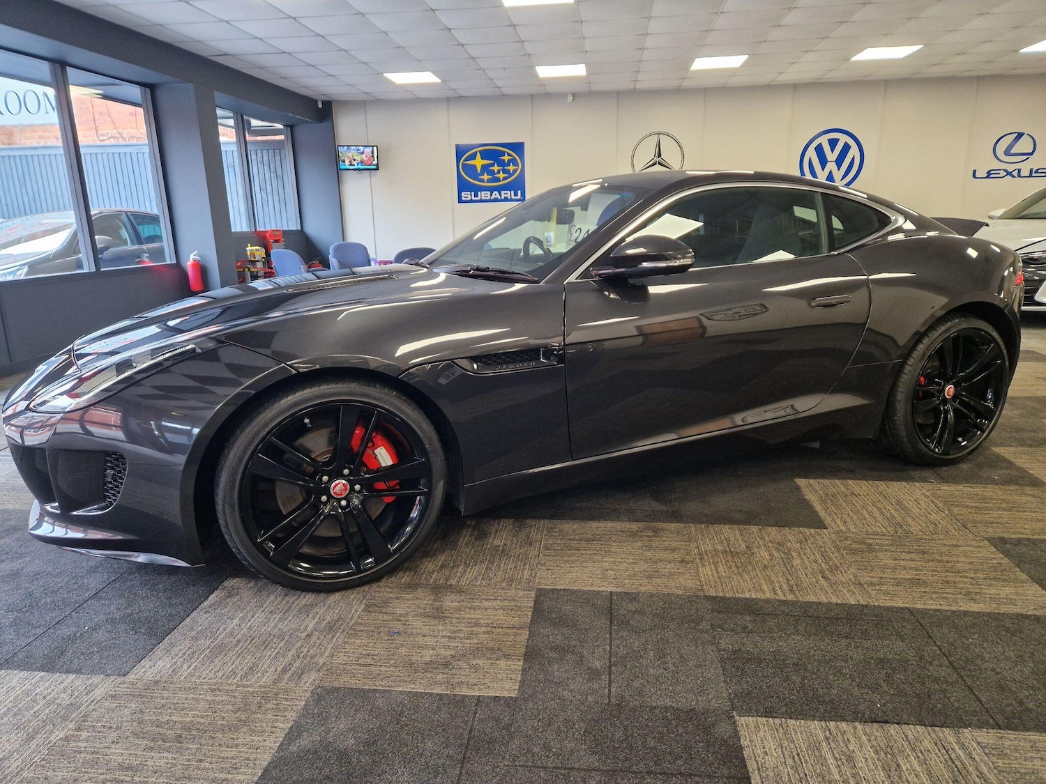 Used Jaguar F-Type 2015 for sale - 78100307: Photo 5
