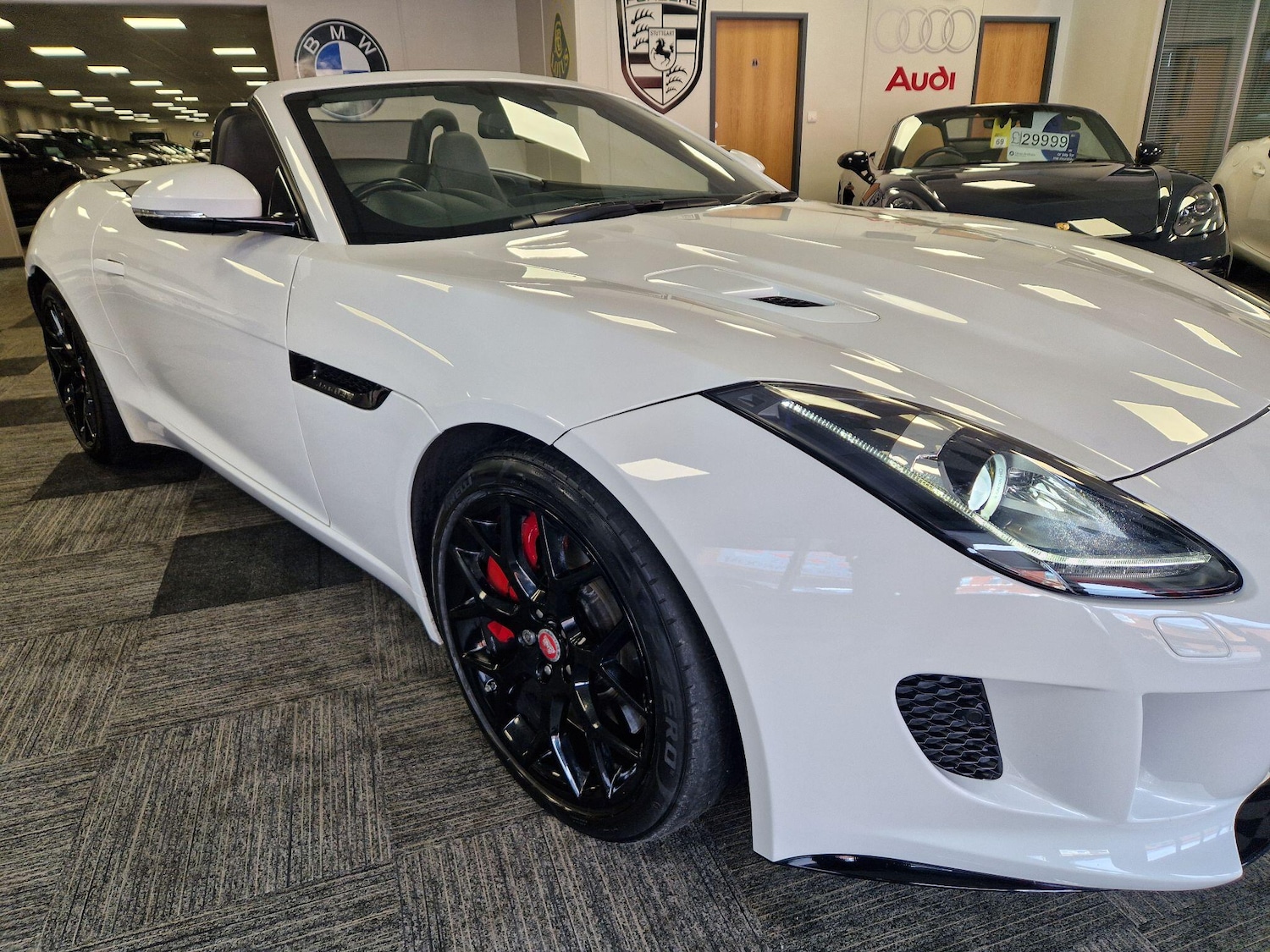 Used Jaguar F-Type 2015 for sale - 78062875: Photo 16
