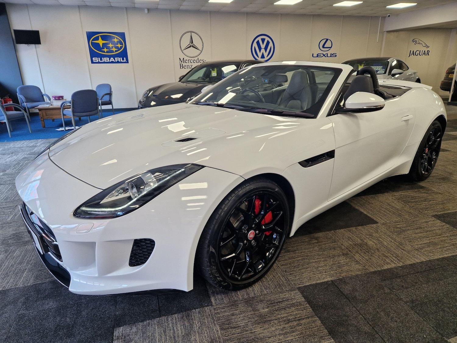 Used Jaguar F-Type 2015 for sale - 78062875: Photo 2