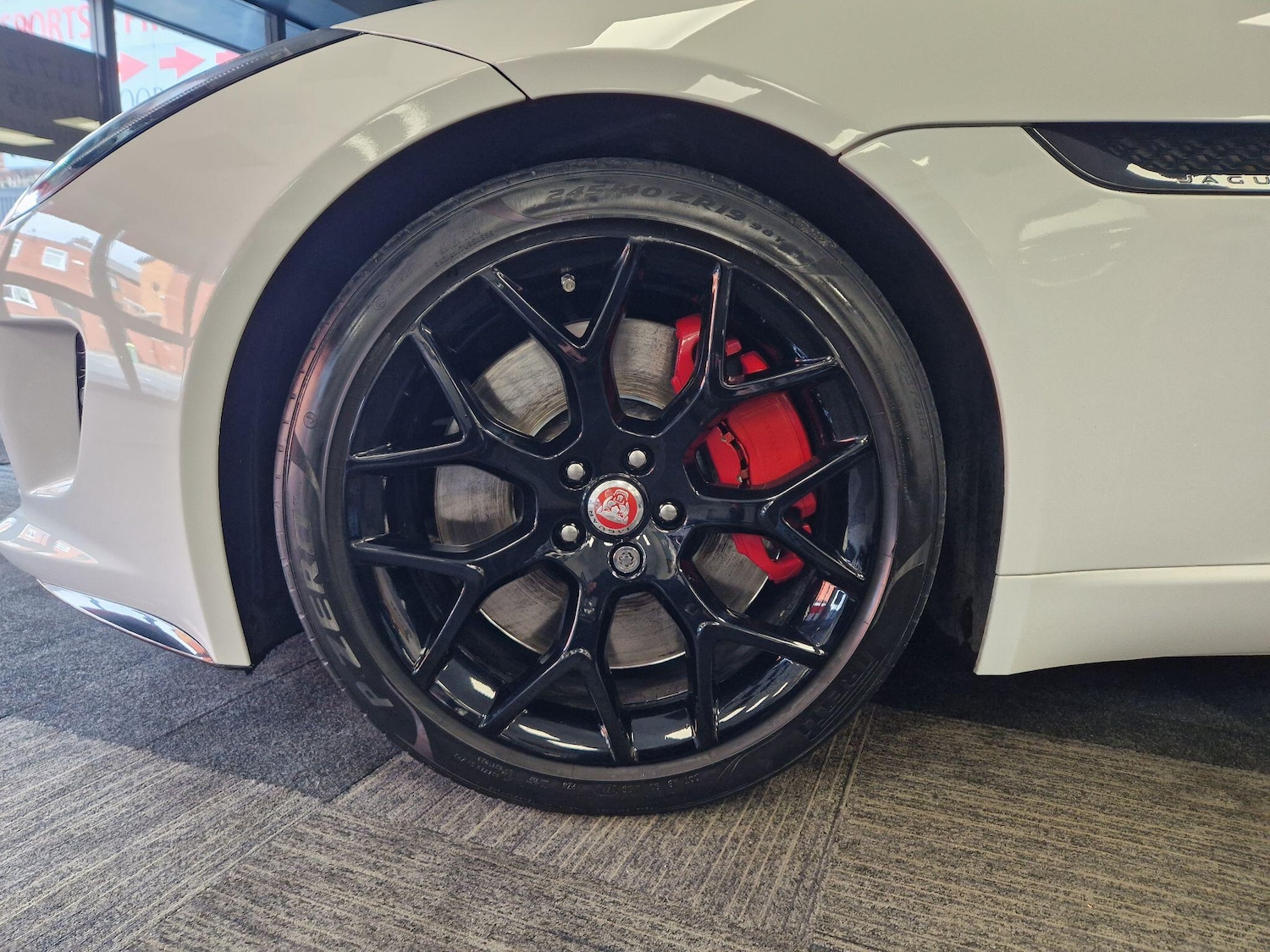 Used Jaguar F-Type 2015 for sale - 78062875: Photo 31