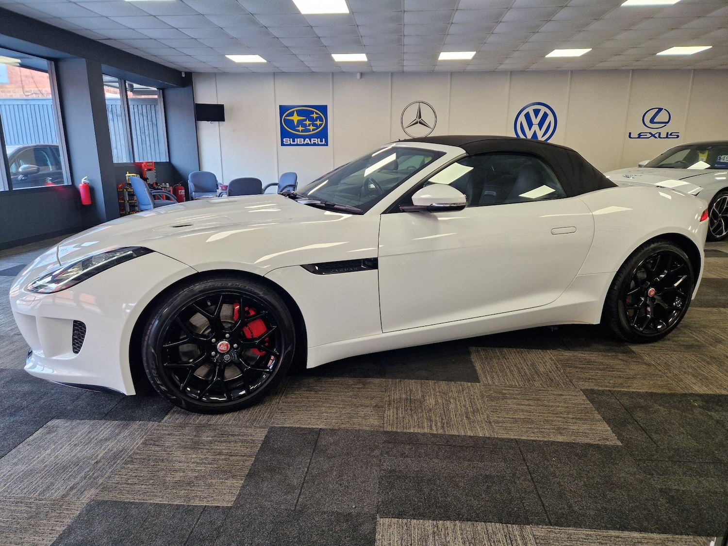 Used Jaguar F-Type 2015 for sale - 78062875: Photo 9