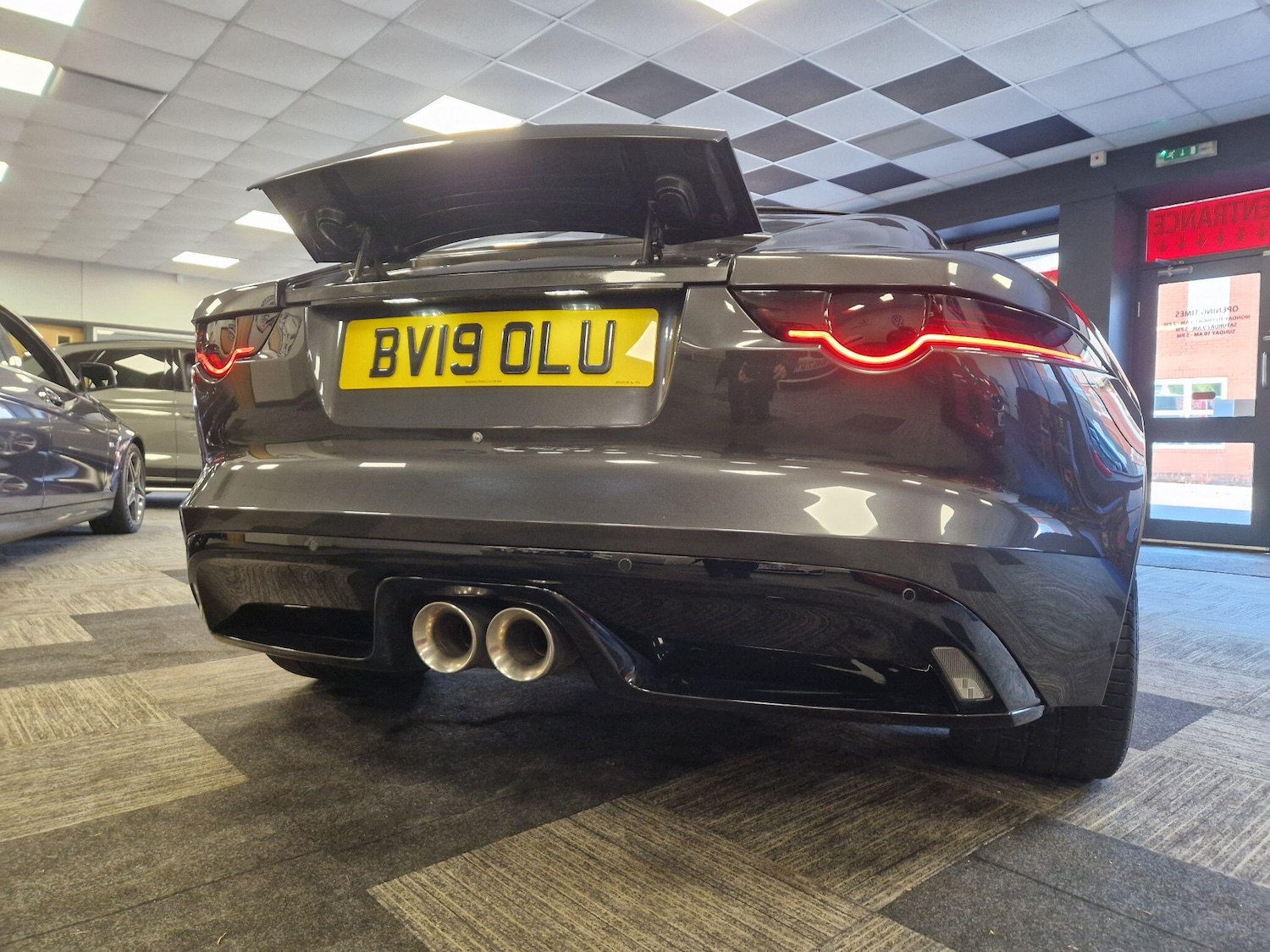 Used Jaguar F-Type 2019 for sale - 76831726: Photo 8