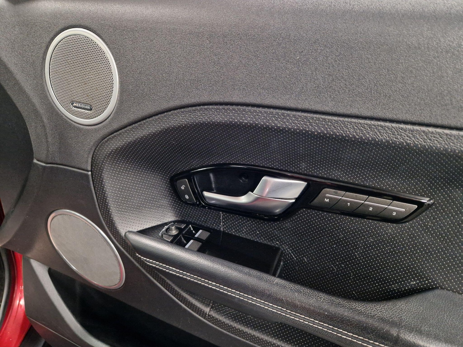 Used Land Rover Range Rover Evoque 2012 for sale - 77682894: Photo 17