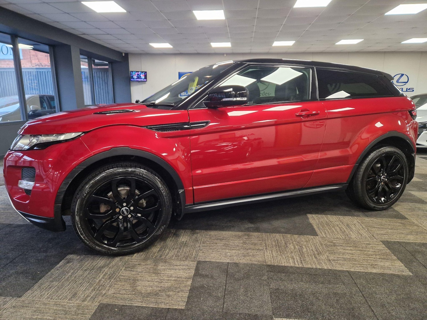 Used Land Rover Range Rover Evoque 2012 for sale - 77682894: Photo 6