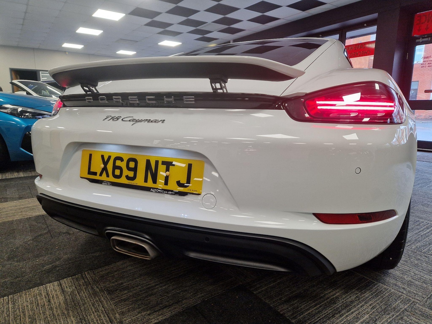 Used Porsche Cayman 2019 for sale - 76831730: Photo 10