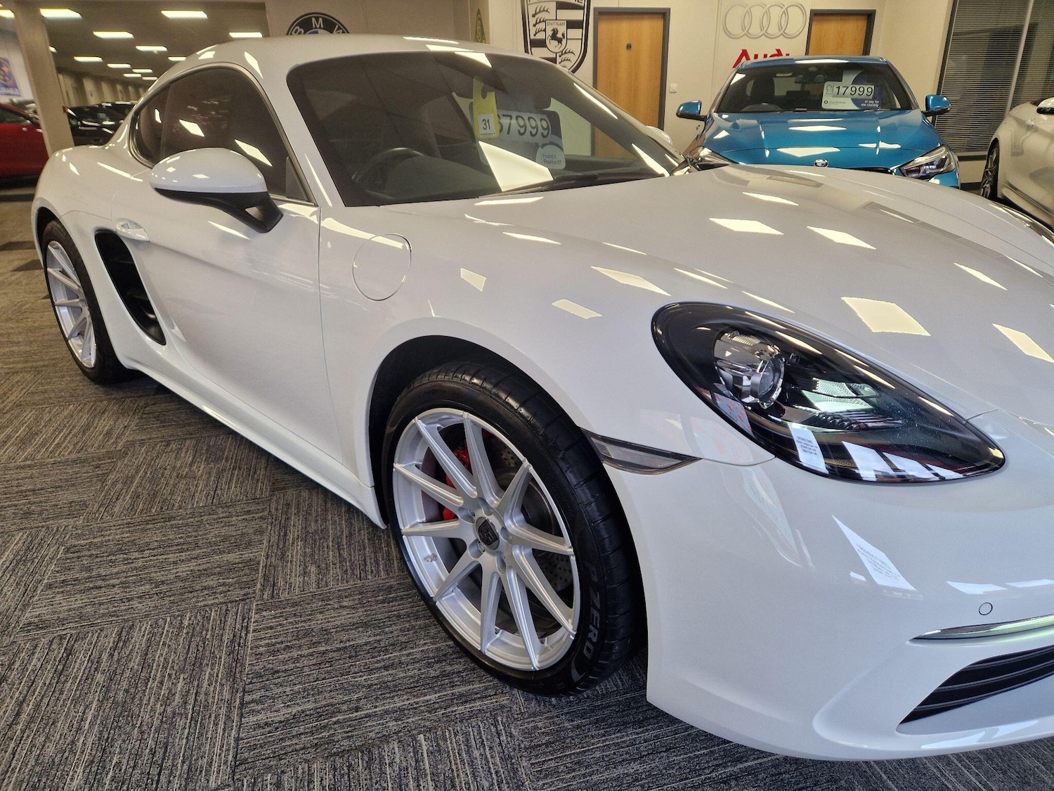 Used Porsche Cayman 2019 for sale - 76831730: Photo 12