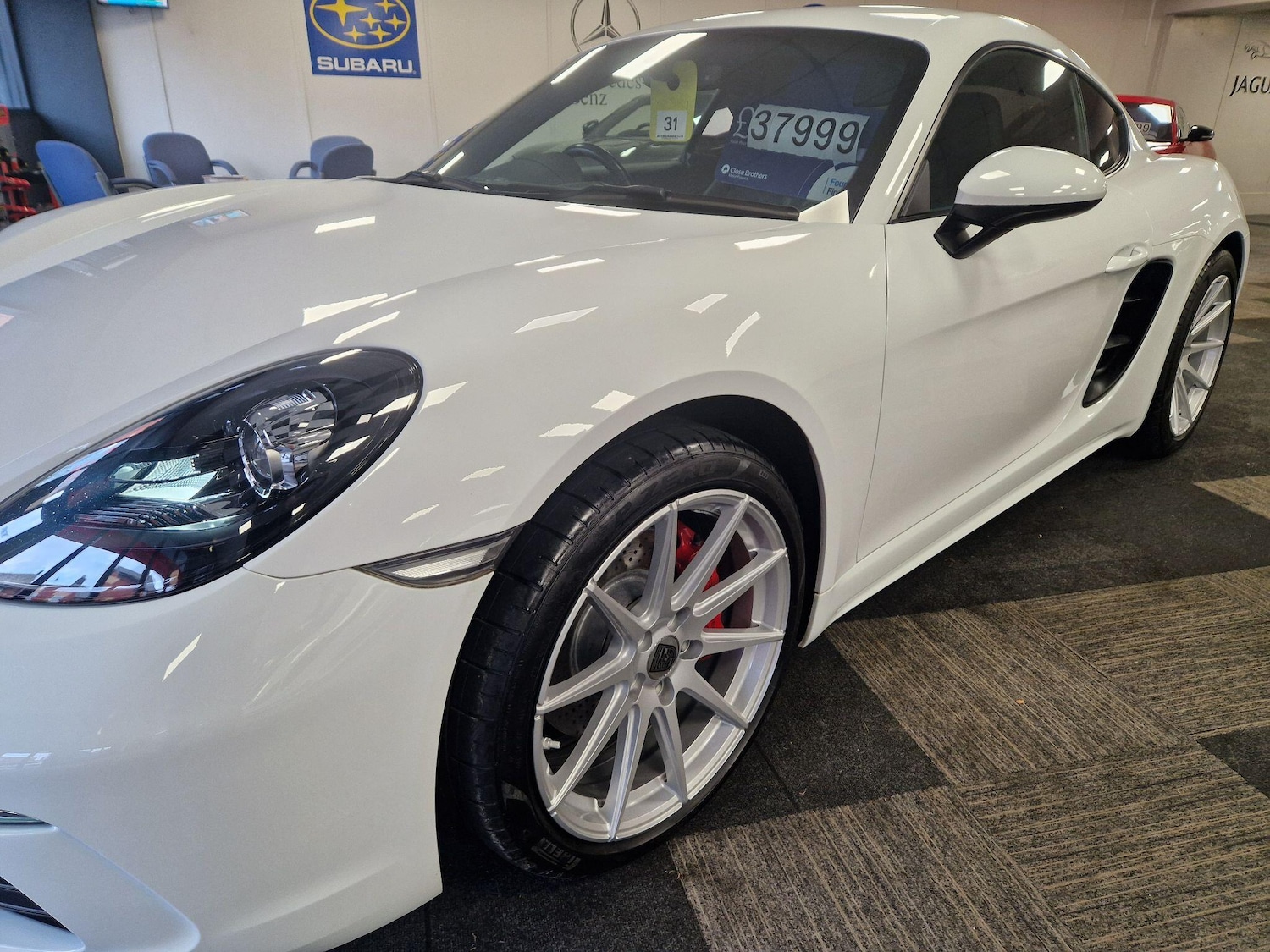 Used Porsche Cayman 2019 for sale - 76831730: Photo 13