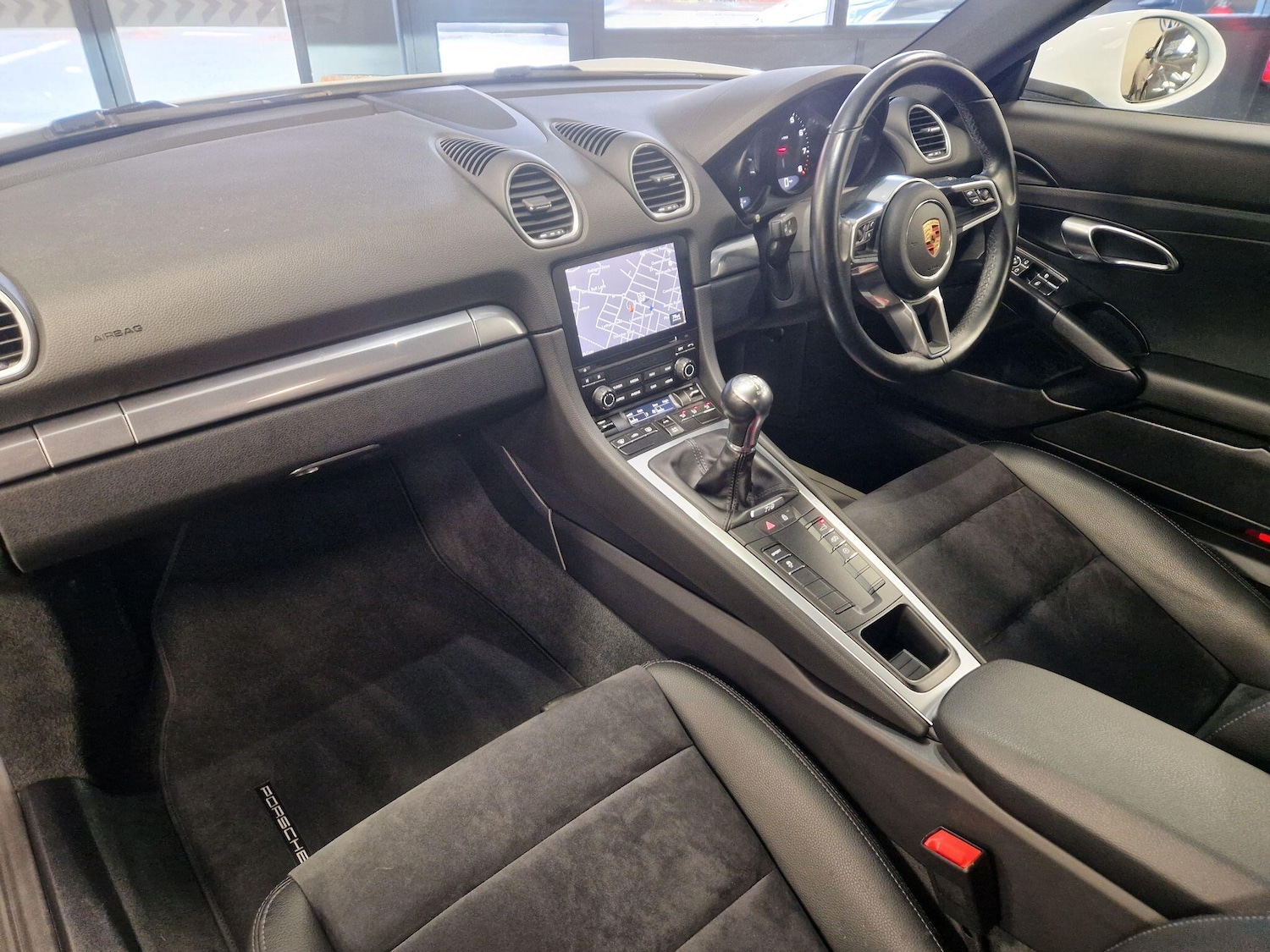 Used Porsche Cayman 2019 for sale - 76831730: Photo 22