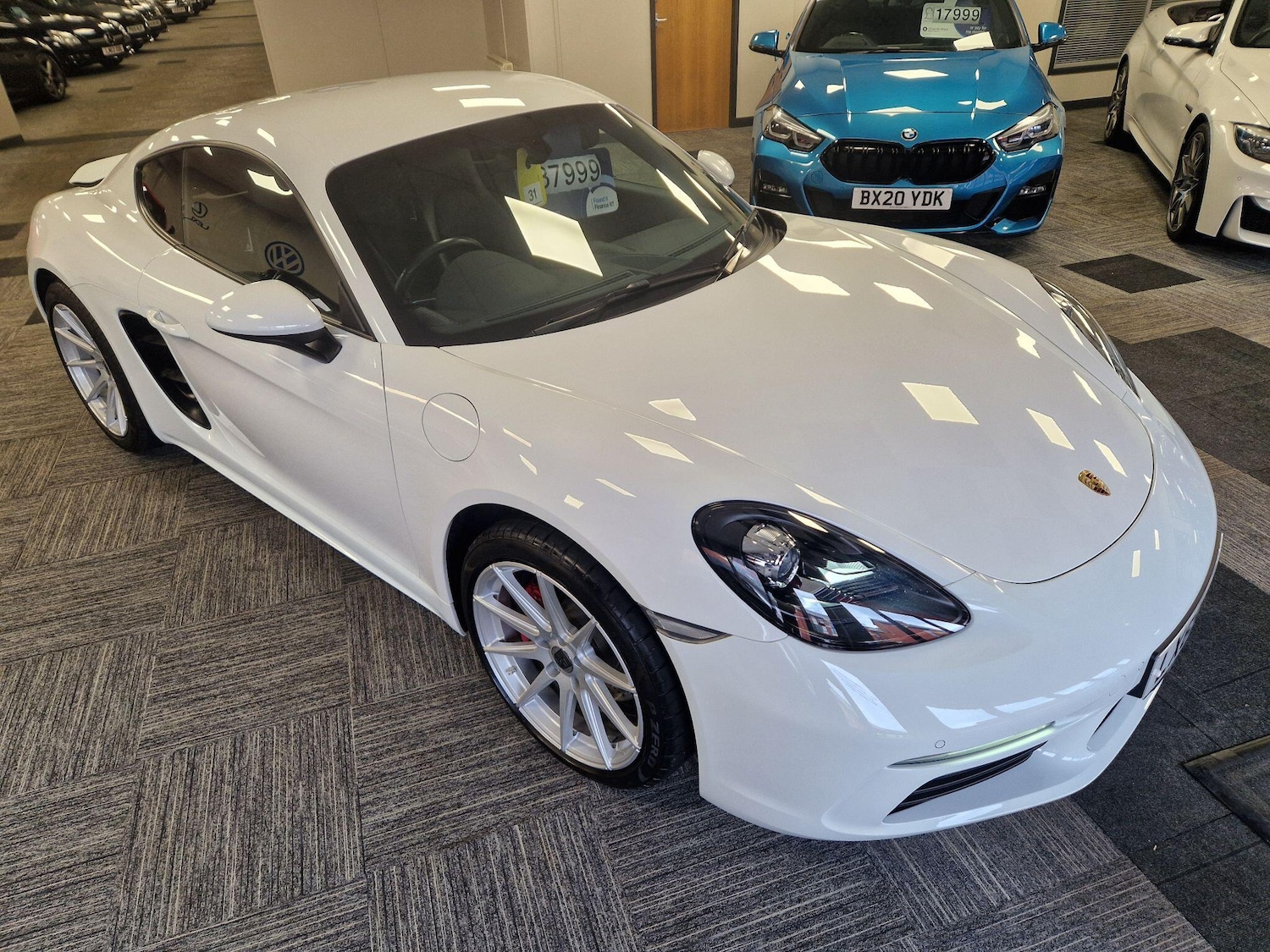 Used Porsche Cayman 2019 for sale - 76831730: Photo 26