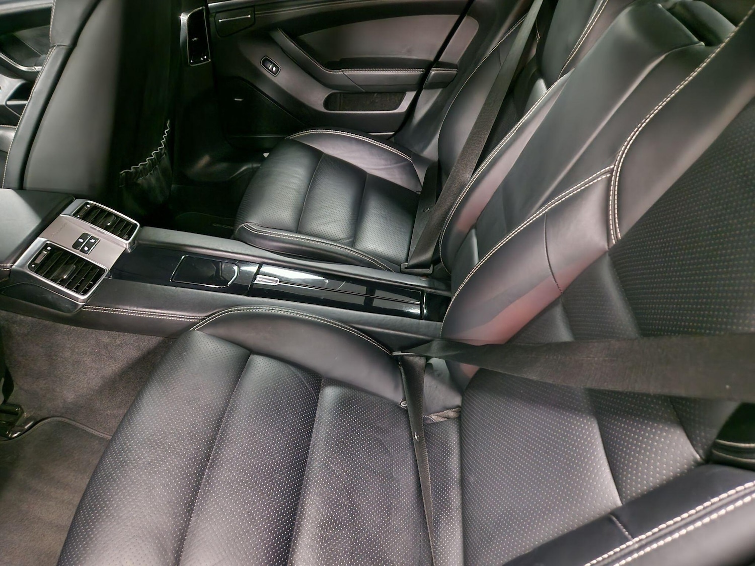 Used Porsche Panamera 2015 for sale - 77291920: Photo 19