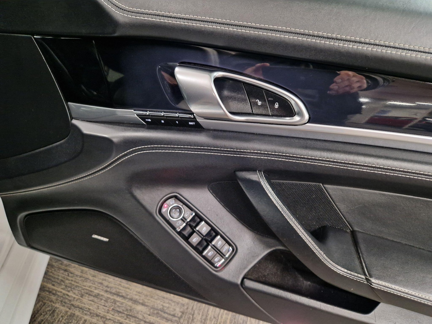 Used Porsche Panamera 2015 for sale - 77291920: Photo 21