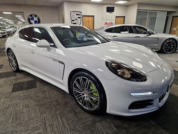Used Porsche Panamera 2015 for sale - 77291920: Photo