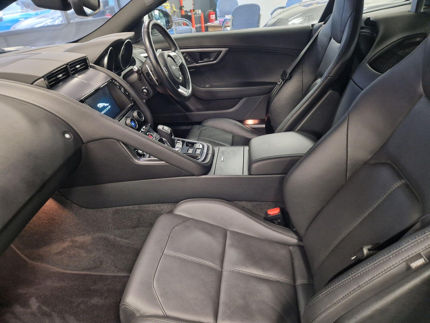 Used Jaguar F-Type for sale - 77854001: Photo 16