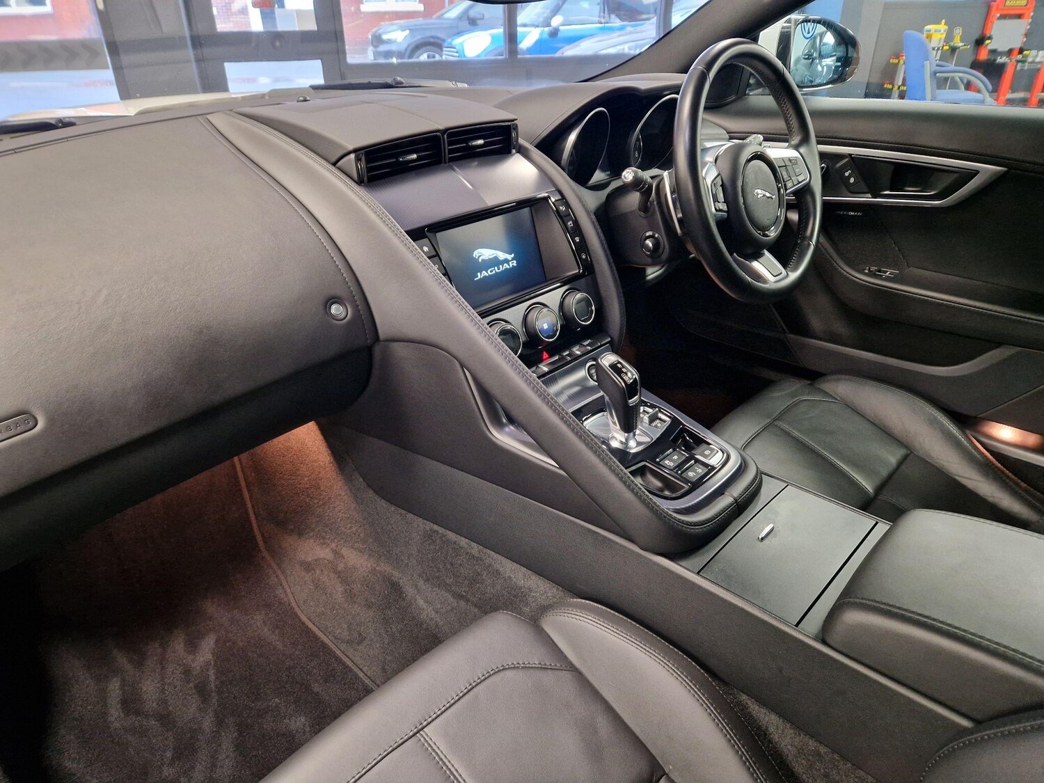 Used Jaguar F-Type for sale - 77854001: Photo 22