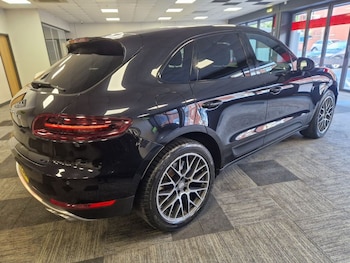 Used Porsche Macan 2017 for sale - 78496665: Photo
