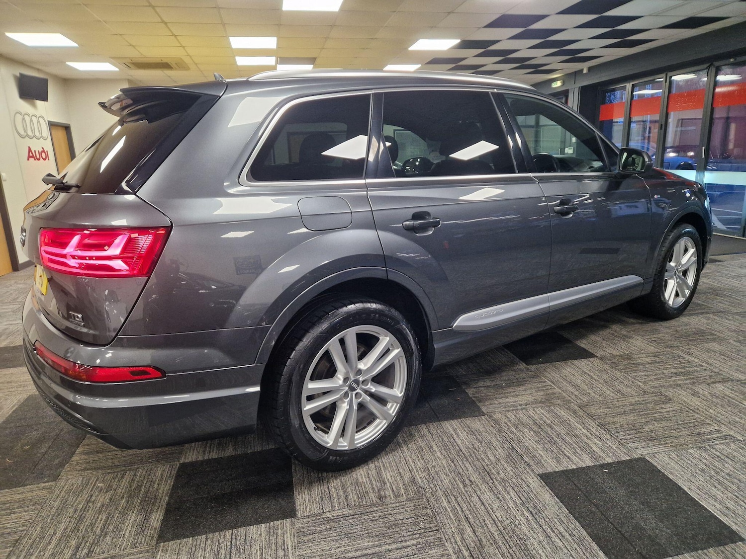 Used Audi Q7 2016 for sale - 77030021: Photo 3