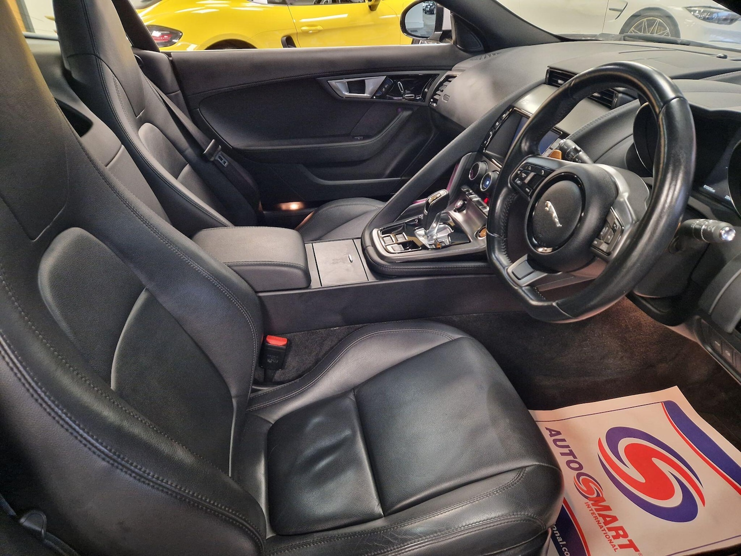 Used Jaguar F-Type 2016 for sale - 76942366: Photo 14