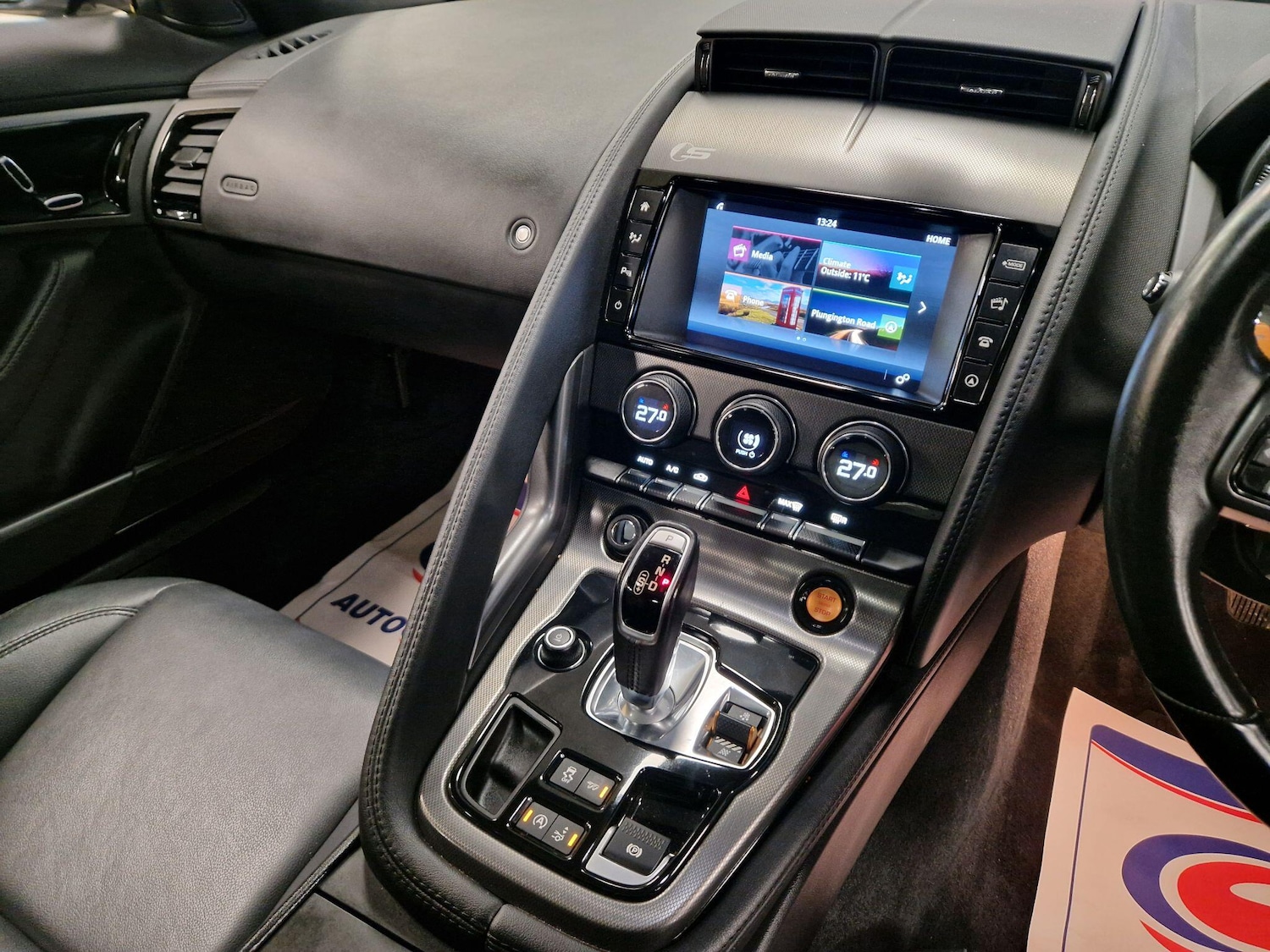 Used Jaguar F-Type 2016 for sale - 76942366: Photo 24