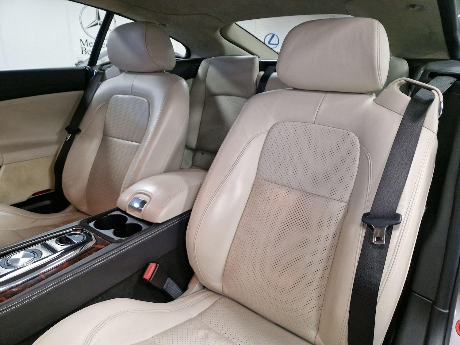 Used Jaguar XK 2010 for sale - 76831724: Photo 16