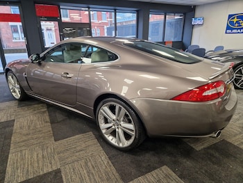 Used Jaguar XK 2010 for sale - 76831724: Photo