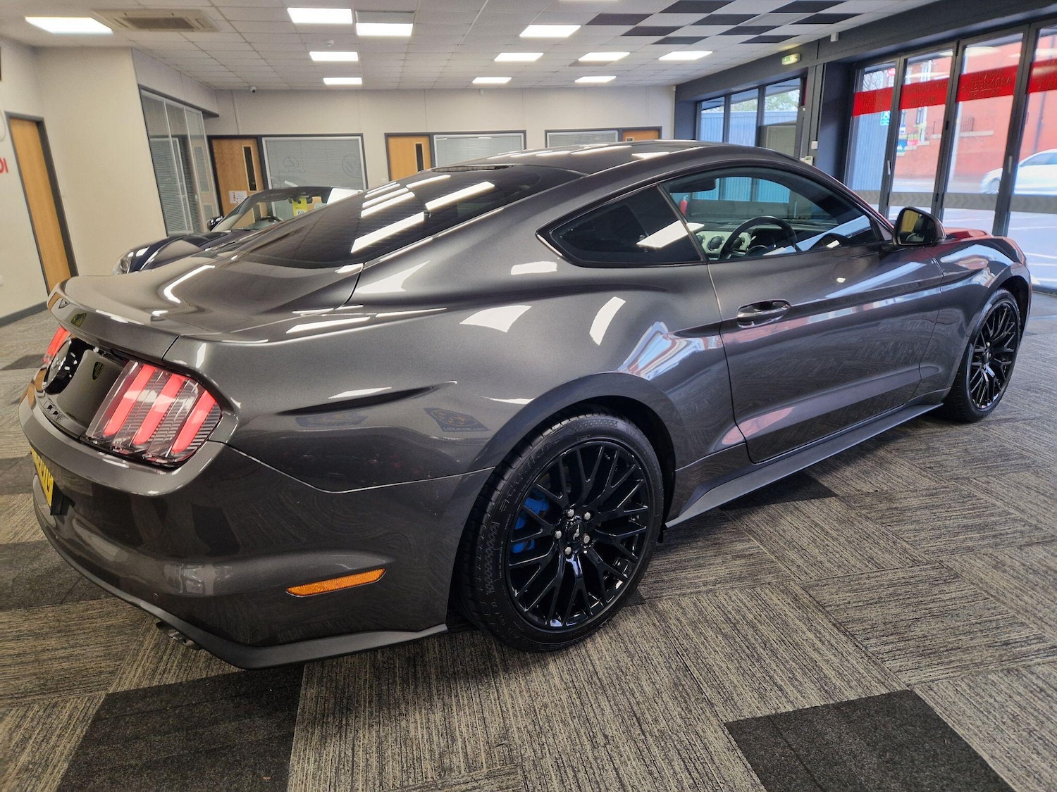 Used Ford Mustang 2015 for sale - 77564705: Photo 3