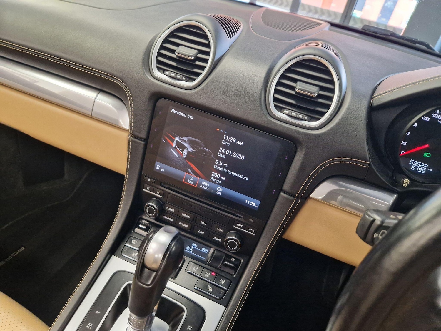 Used Porsche Boxster 2017 for sale - 77314561: Photo 33