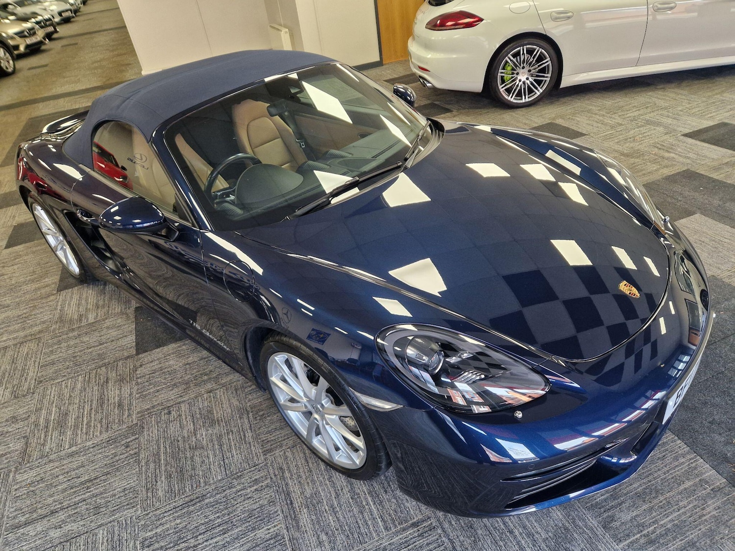 Used Porsche Boxster 2017 for sale - 77314561: Photo 35