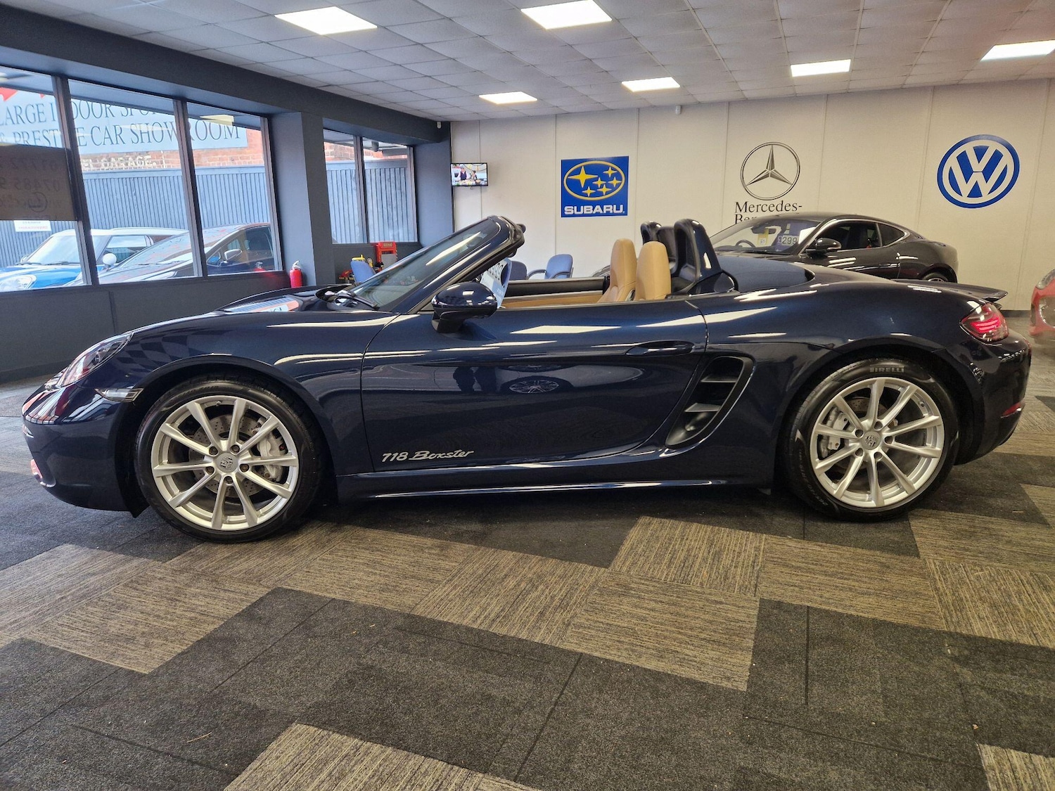 Used Porsche Boxster 2017 for sale - 77314561: Photo 9