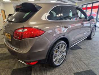 Used Porsche Cayenne 2013 for sale - 74965132: Photo