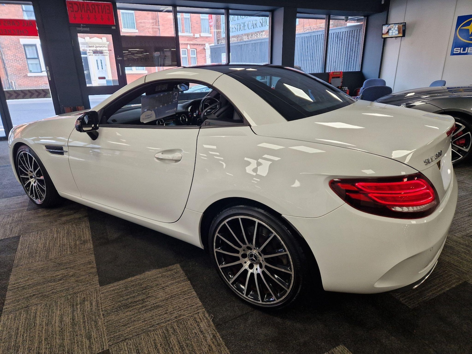 Used Mercedes-Benz SLC 2017 for sale - 77632986: Photo 8