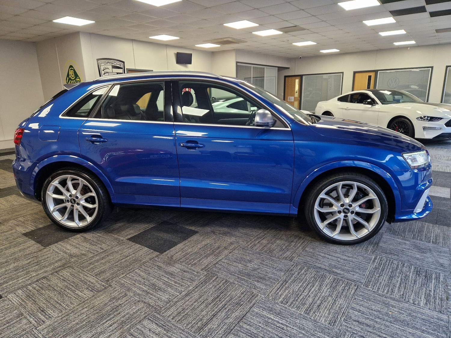 Used Audi RS Q3 2015 for sale - 76831732: Photo 6