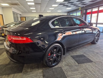 Used Jaguar XE 2017 for sale - 79265990: Photo