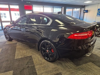 Used Jaguar XE 2017 for sale - 79265990: Photo
