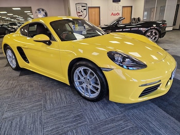 Used Porsche Cayman 2019 for sale - 76936523: Photo