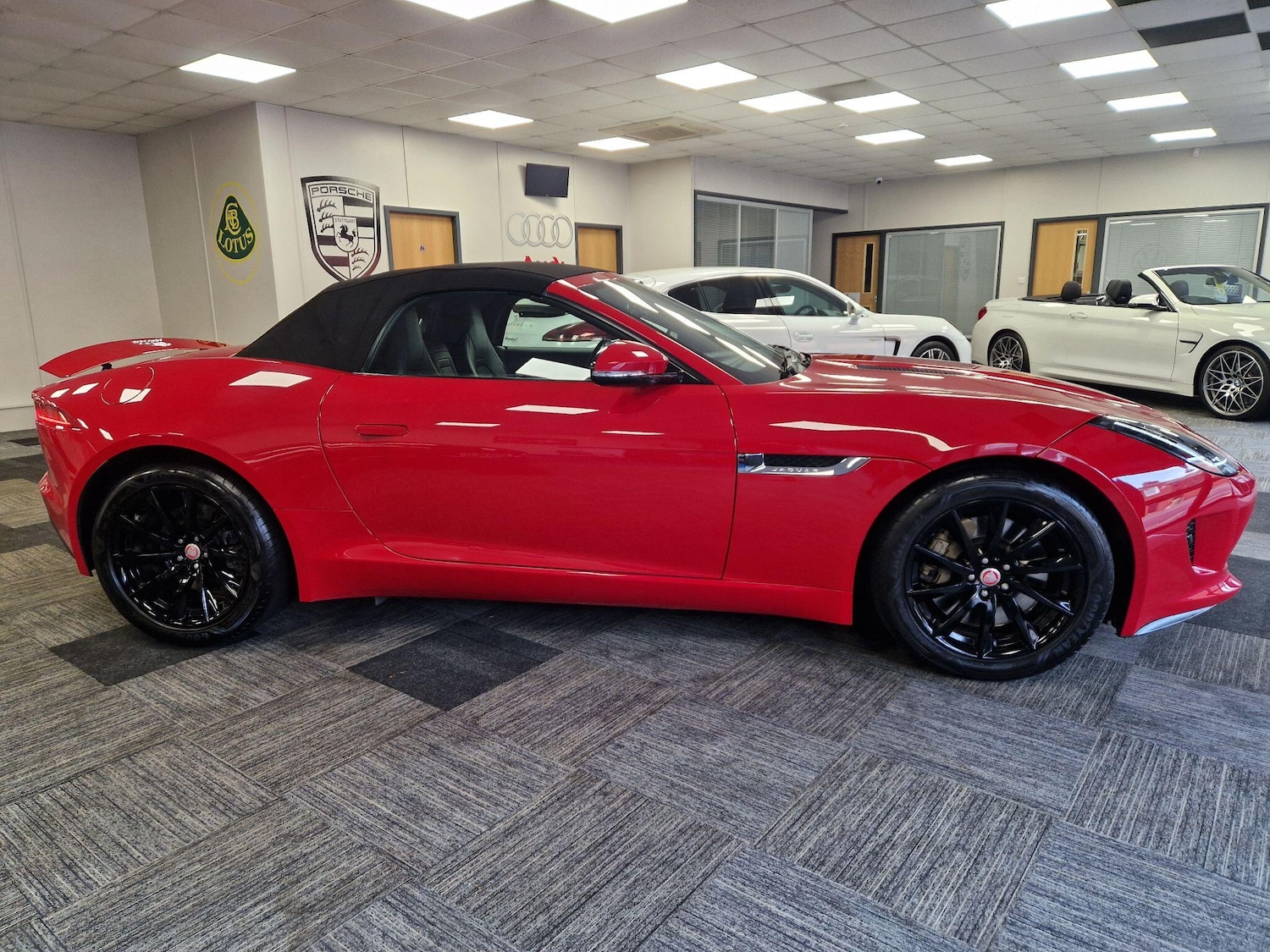 Used Jaguar F-Type 2015 for sale - 77320353: Photo 10
